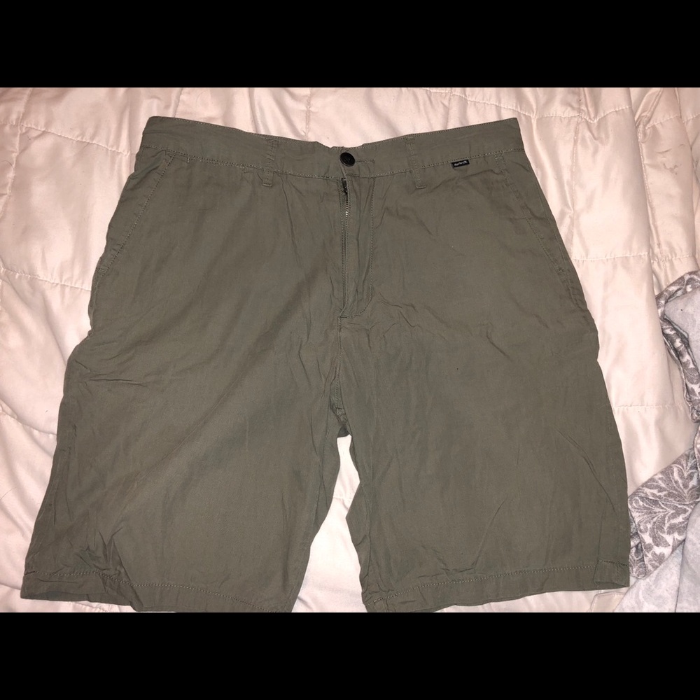 Men’s Hurley light weight shorts